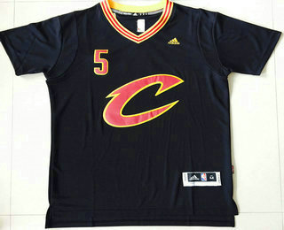 kevin love black sleeved jersey